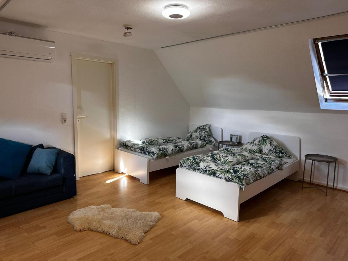 A&V Apartments Gemuetliche Rheinblick Wohnung Apt Daisy 뒤스부르크 외부 사진