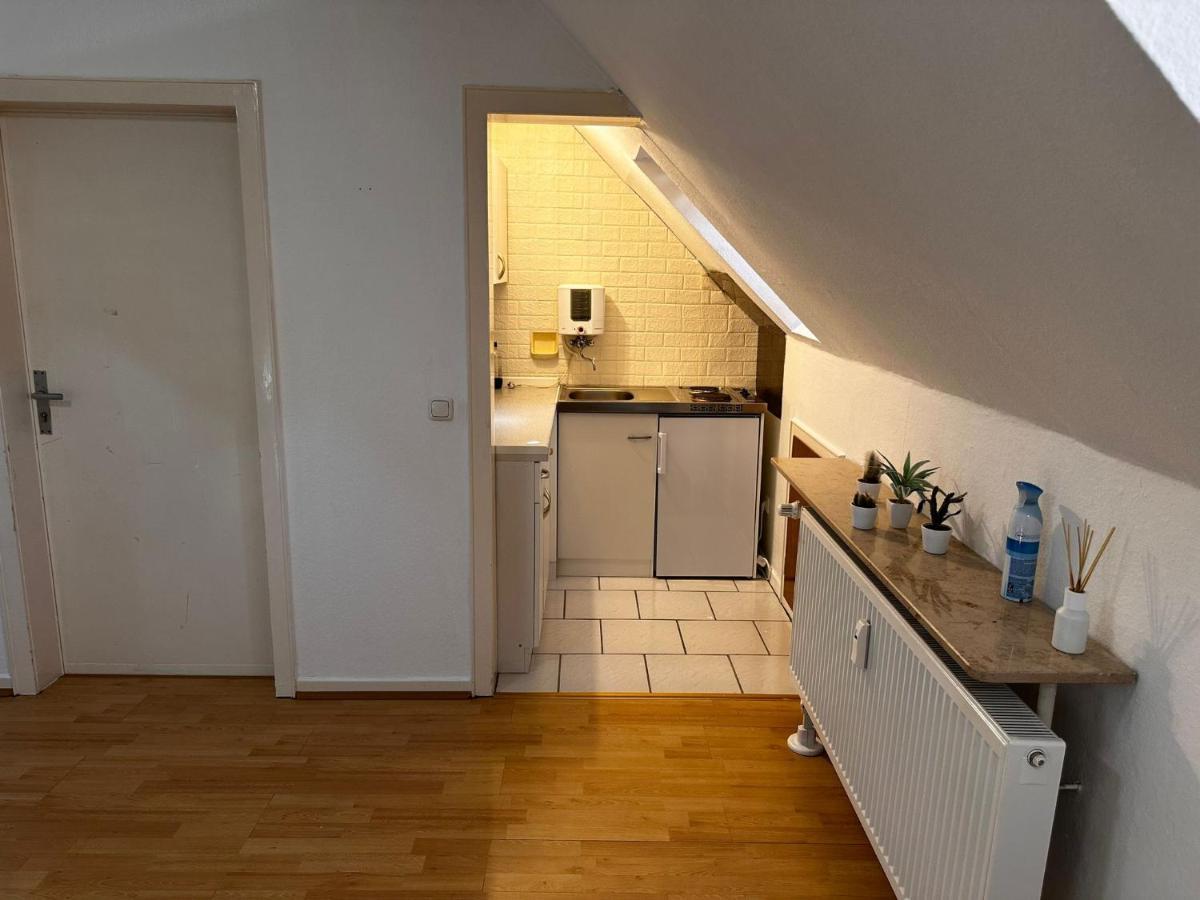 A&V Apartments Gemuetliche Rheinblick Wohnung Apt Daisy 뒤스부르크 외부 사진